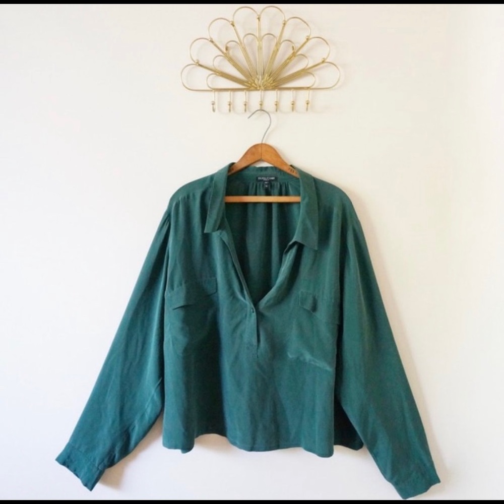 Eileen Fisher Green Silk Roll Tab Long Sleeve Top